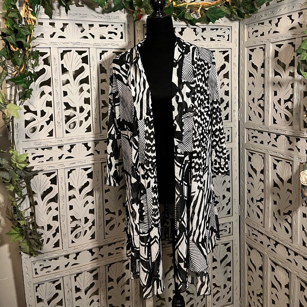 MIRROR IMAGE CREATIVE BLACK & GRAY MULTI DESIGN OPEN FRONT MID SLEEVES CARDIGAN